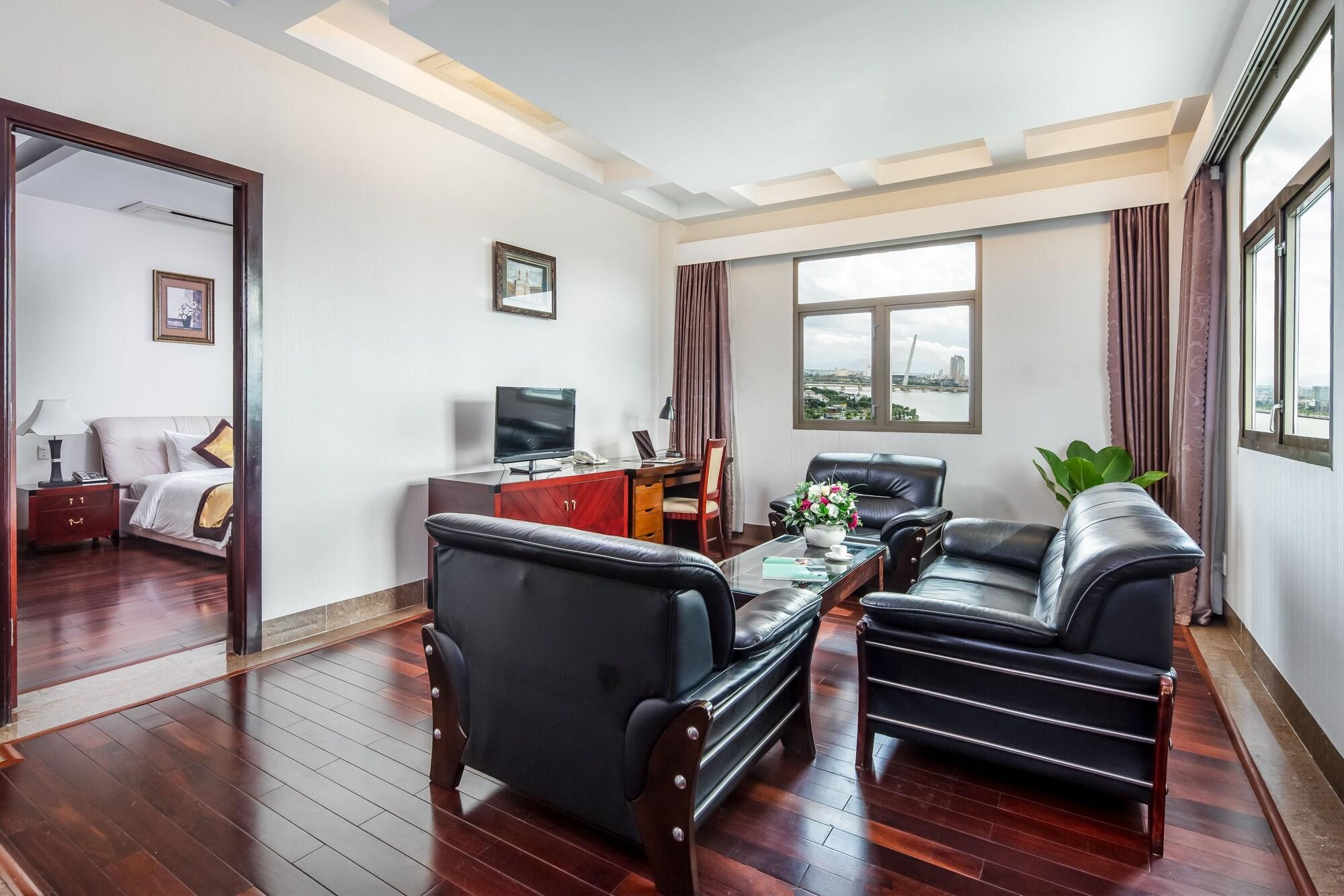 Da Nang Riverside Hotel Bagian luar foto
