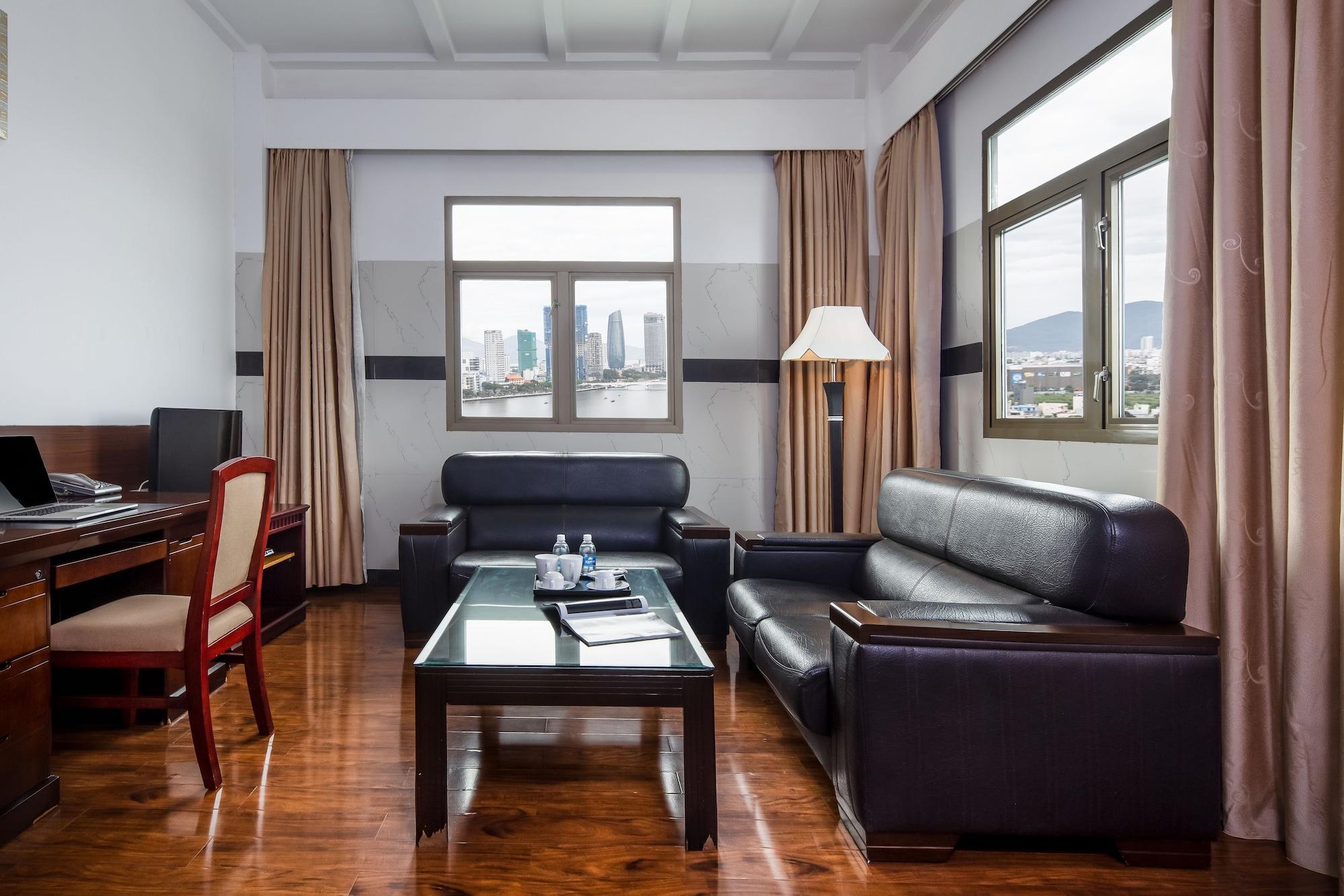 Da Nang Riverside Hotel Bagian luar foto
