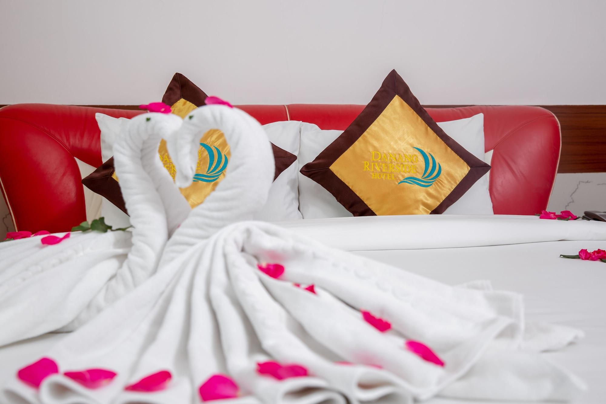 Da Nang Riverside Hotel Bagian luar foto
