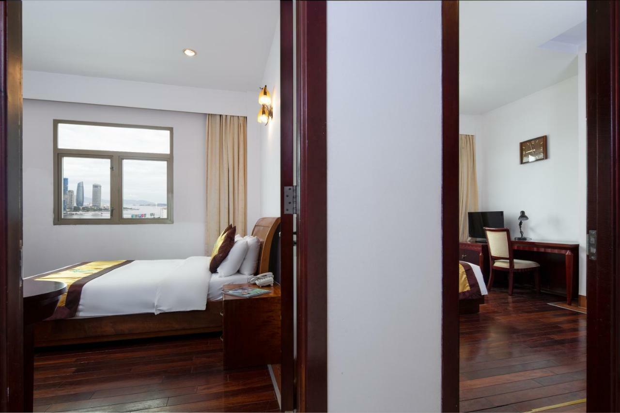 Da Nang Riverside Hotel Bagian luar foto